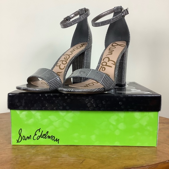 Sam Edelman plaid strappy sandal size 9M - Picture 2 of 7